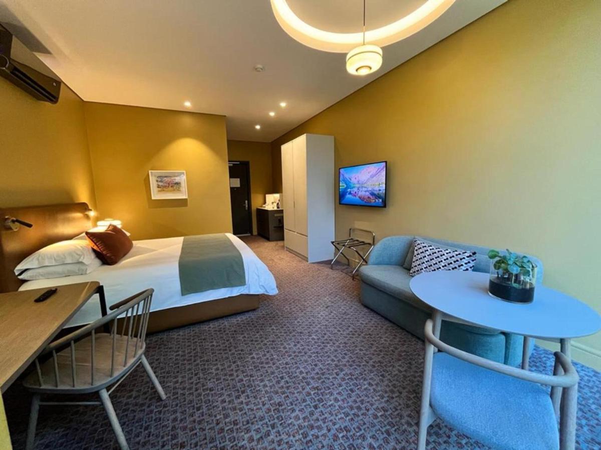 Home Suite Hotels Rosebank Johannesburg Exterior foto