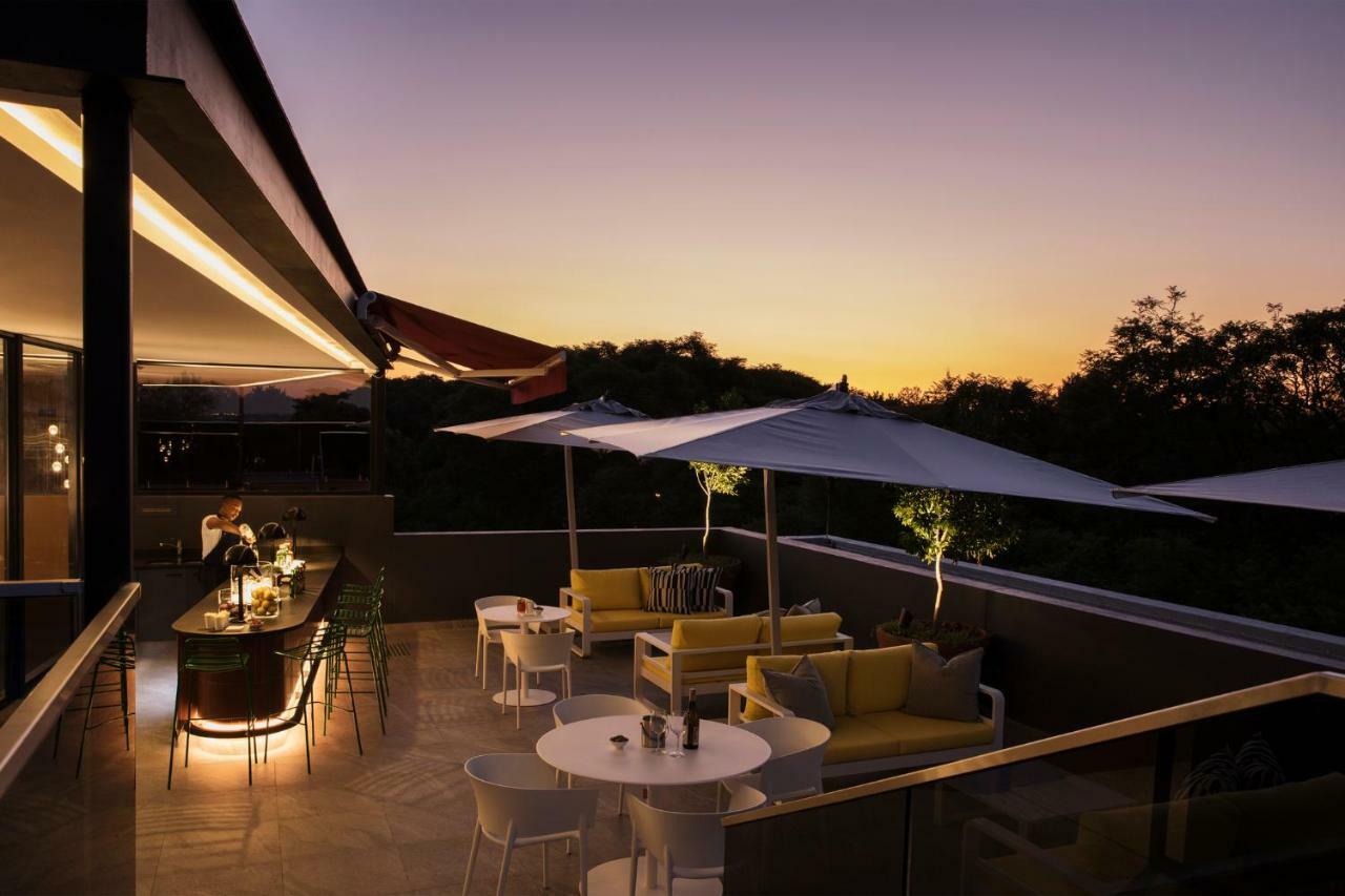 Home Suite Hotels Rosebank Johannesburg Exterior foto